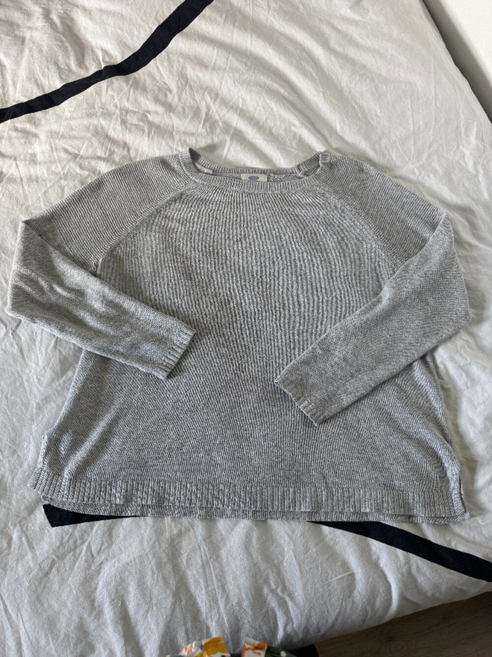 Old Navy Gray Textured Knit Pullover Sweater Sz L - Picture 1 of 6
